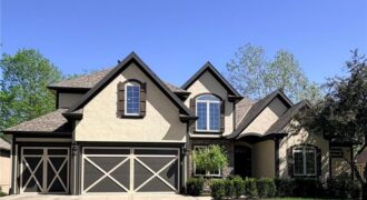 8829 N Glenwood Avenue, Kansas City, MO 64157