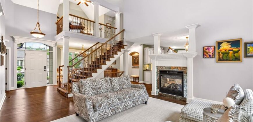 8829 N Glenwood Avenue, Kansas City, MO 64157