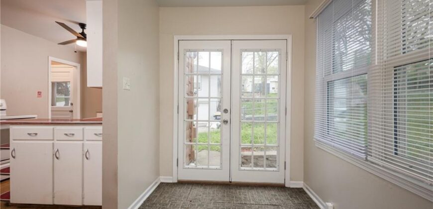 111 WALLER Avenue, Excelsior Springs, MO 64024