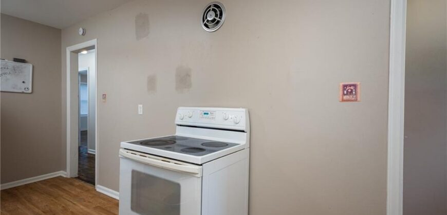 111 WALLER Avenue, Excelsior Springs, MO 64024