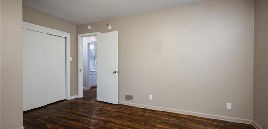 111 WALLER Avenue, Excelsior Springs, MO 64024