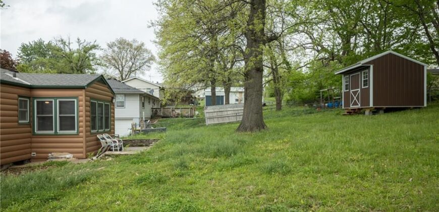 111 WALLER Avenue, Excelsior Springs, MO 64024