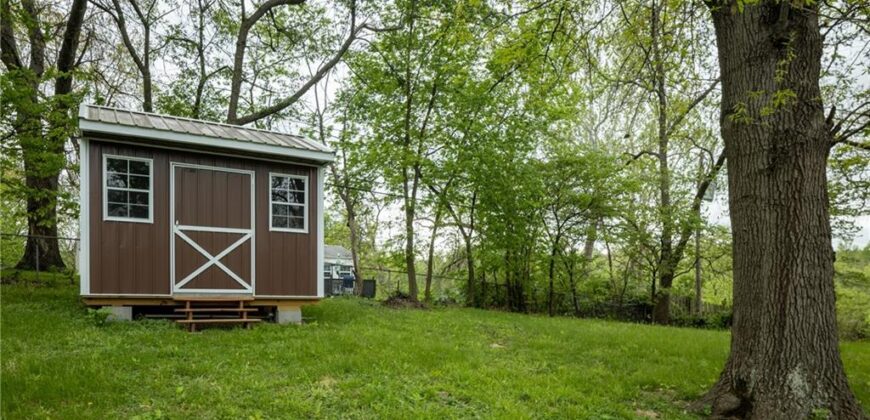 111 WALLER Avenue, Excelsior Springs, MO 64024