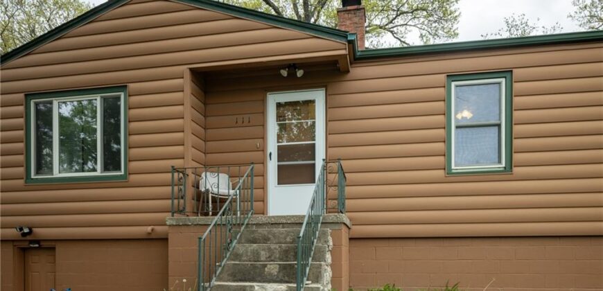 111 WALLER Avenue, Excelsior Springs, MO 64024