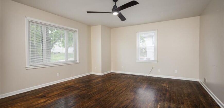 111 WALLER Avenue, Excelsior Springs, MO 64024