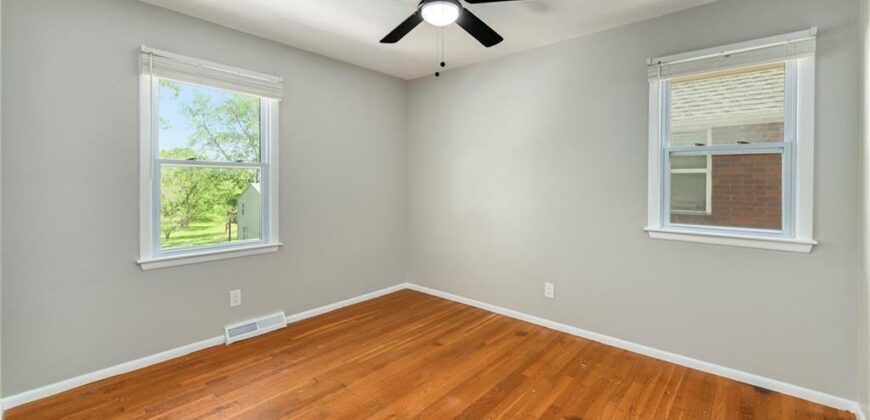 8746 N Troost Avenue, Kansas City, MO 64155