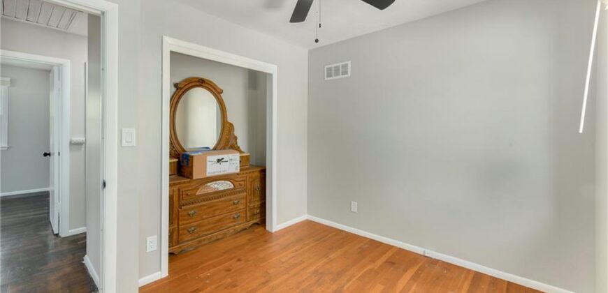 8746 N Troost Avenue, Kansas City, MO 64155