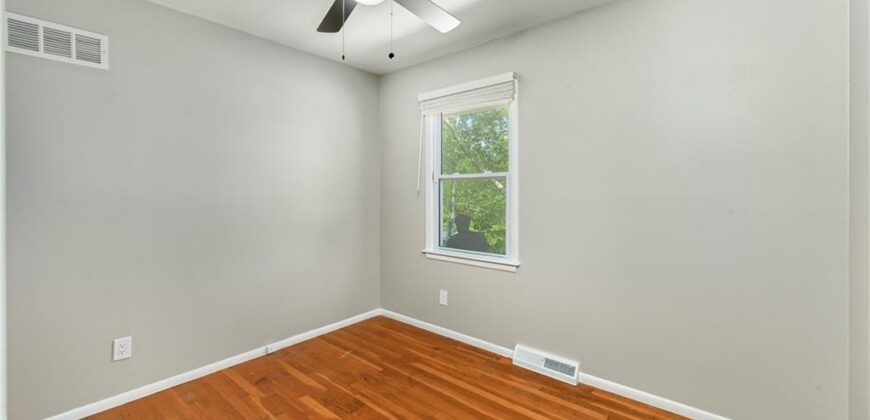 8746 N Troost Avenue, Kansas City, MO 64155