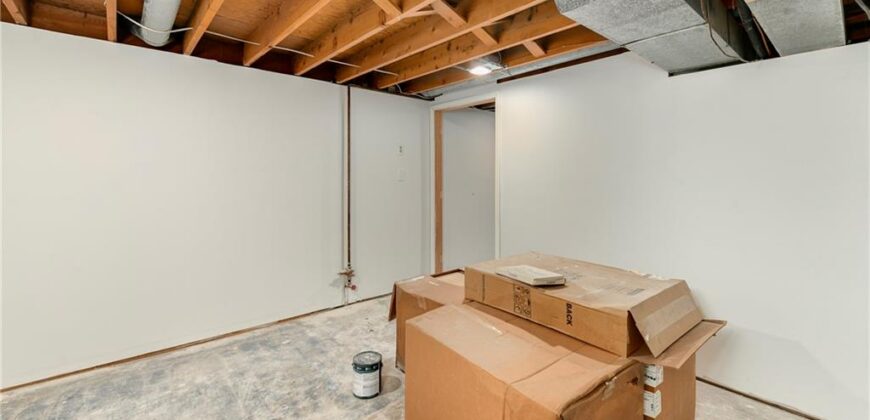 8746 N Troost Avenue, Kansas City, MO 64155