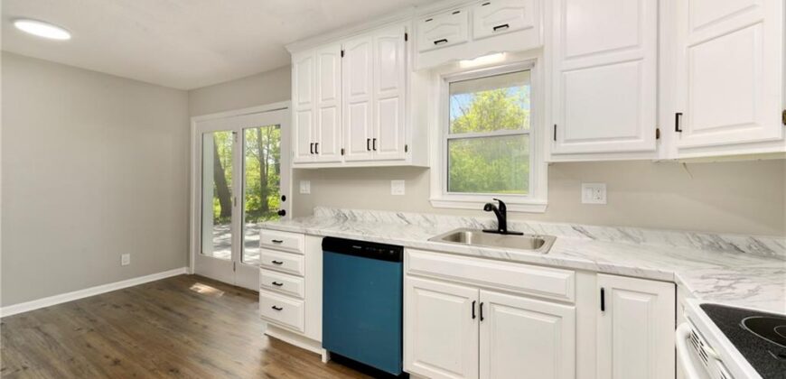 8746 N Troost Avenue, Kansas City, MO 64155