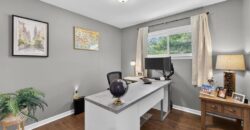 7810 NW Bluegrass Drive, Parkville, MO 64152