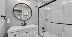 7810 NW Bluegrass Drive, Parkville, MO 64152