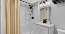 7810 NW Bluegrass Drive, Parkville, MO 64152