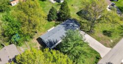 7810 NW Bluegrass Drive, Parkville, MO 64152