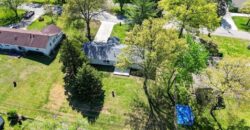 7810 NW Bluegrass Drive, Parkville, MO 64152