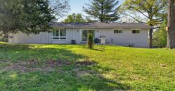 7810 NW Bluegrass Drive, Parkville, MO 64152