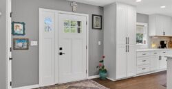 7810 NW Bluegrass Drive, Parkville, MO 64152