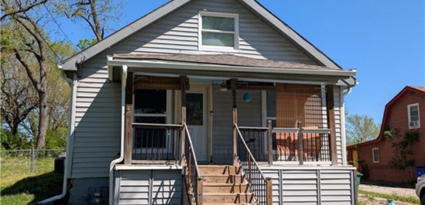 510 Lindberg Drive, Kansas City, MO 64118