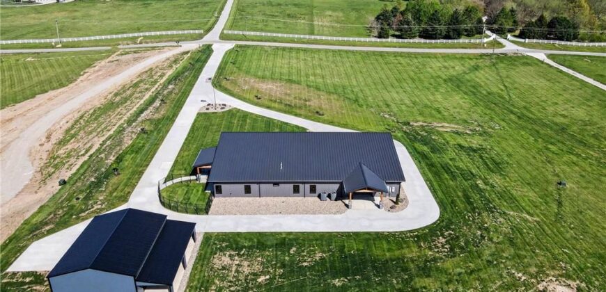 14650 Mount Olivet Road, Smithville, MO 64089