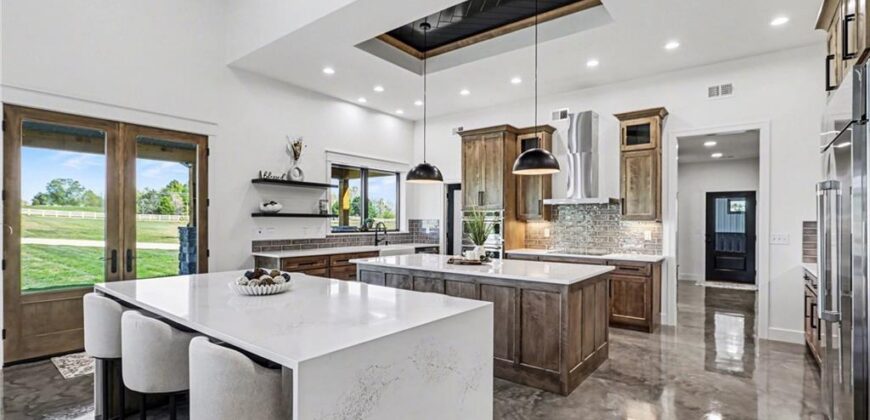 14650 Mount Olivet Road, Smithville, MO 64089