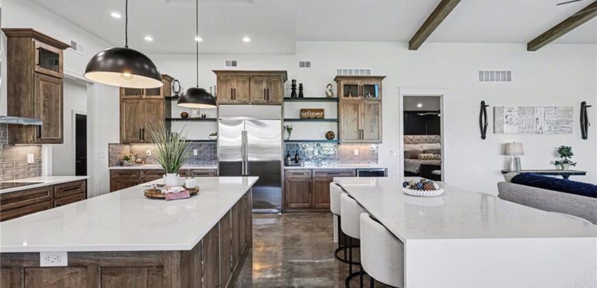 14650 Mount Olivet Road, Smithville, MO 64089