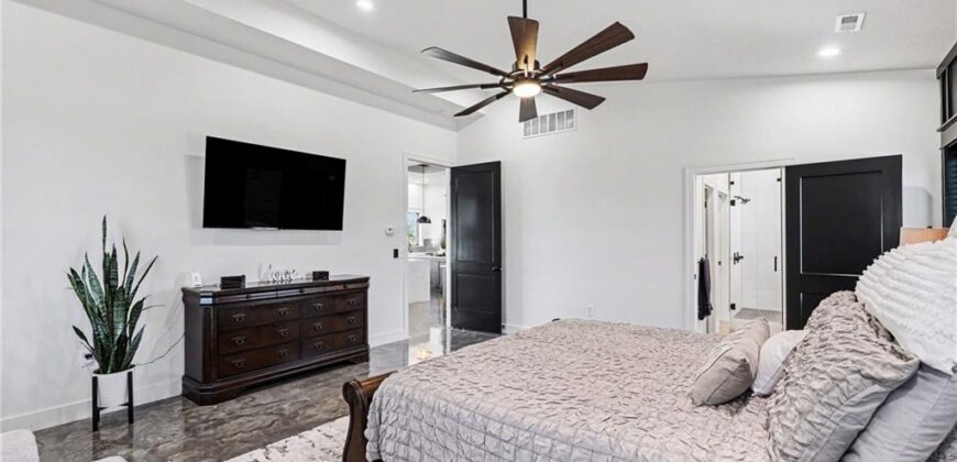 14650 Mount Olivet Road, Smithville, MO 64089