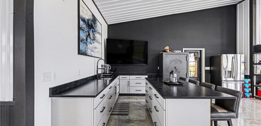 14650 Mount Olivet Road, Smithville, MO 64089