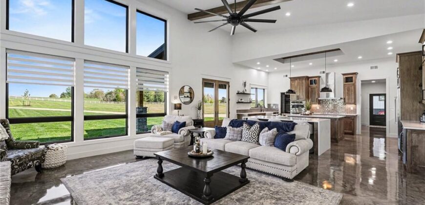 14650 Mount Olivet Road, Smithville, MO 64089