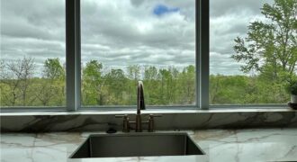 10000 NE 112th Street, Kansas City, MO 64157