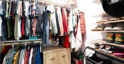 5716 NW Creekview Drive, Parkville, MO 64152