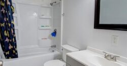 5716 NW Creekview Drive, Parkville, MO 64152