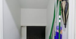 5716 NW Creekview Drive, Parkville, MO 64152