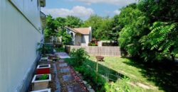 5716 NW Creekview Drive, Parkville, MO 64152