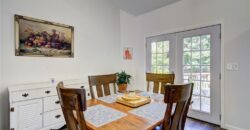 5716 NW Creekview Drive, Parkville, MO 64152