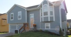 11502 N Laurel Avenue, Kansas City, MO 64157