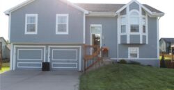 11502 N Laurel Avenue, Kansas City, MO 64157