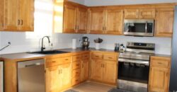 11502 N Laurel Avenue, Kansas City, MO 64157