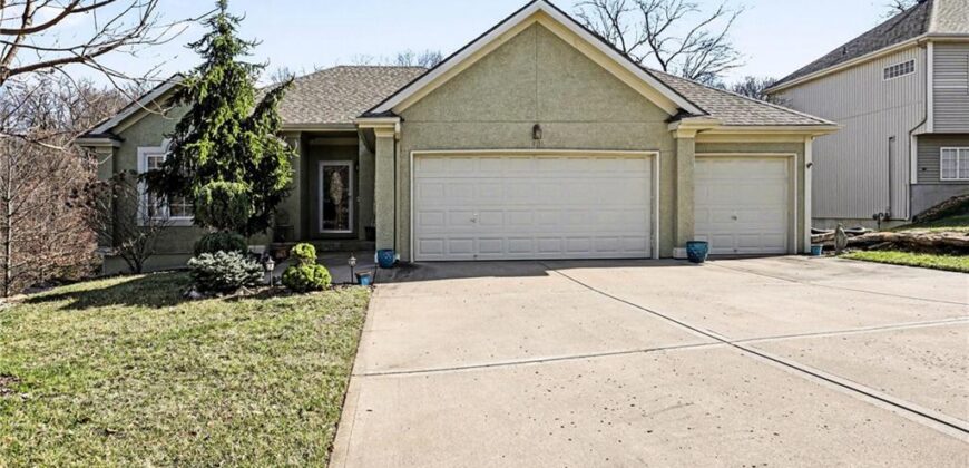 1903 NW 75th Street, Kansas City, MO 64151
