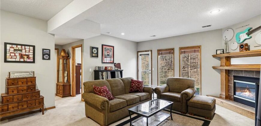 1903 NW 75th Street, Kansas City, MO 64151