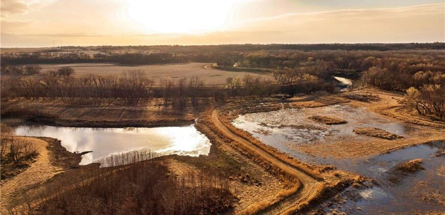 21195 Edgerton Junction Road Road, Dearborn, MO 64439