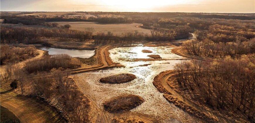 21195 Edgerton Junction Road Road, Dearborn, MO 64439