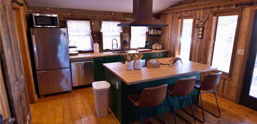 21195 Edgerton Junction Road Road, Dearborn, MO 64439