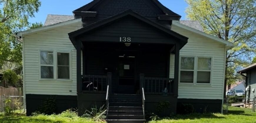 138 S Terrace Avenue, Liberty, MO 64068