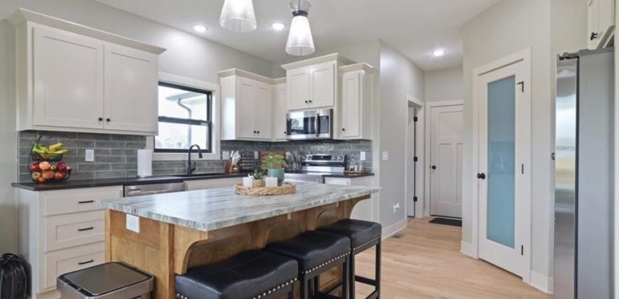 2210 Piedmont Place, Excelsior Springs, MO 64024