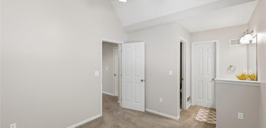 8016 N Chatham Avenue, Kansas City, MO 64151