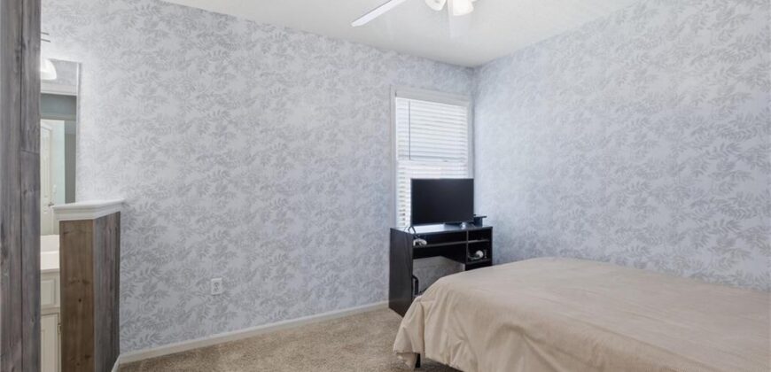 8016 N Chatham Avenue, Kansas City, MO 64151