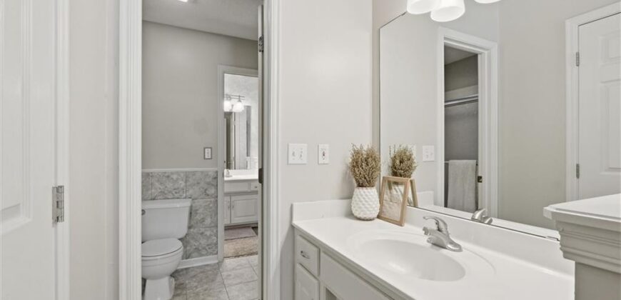 8016 N Chatham Avenue, Kansas City, MO 64151