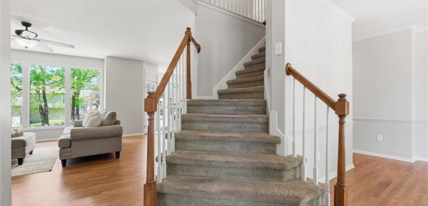 8016 N Chatham Avenue, Kansas City, MO 64151