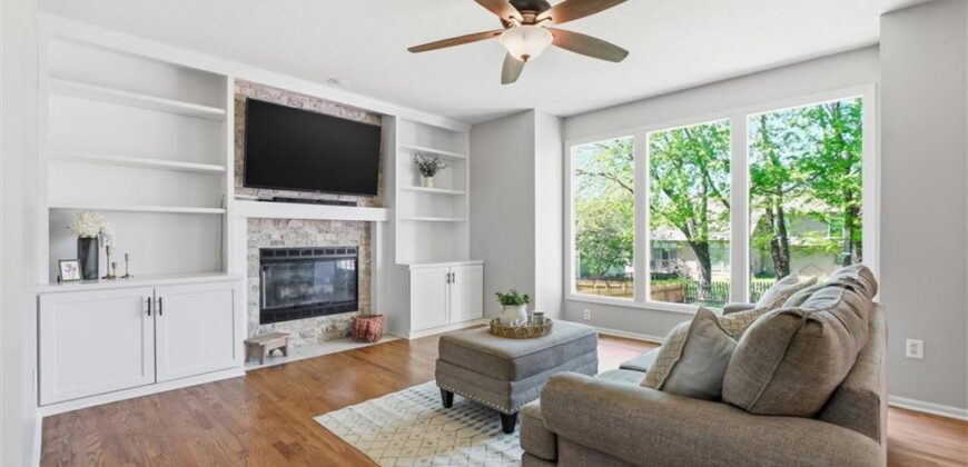 8016 N Chatham Avenue, Kansas City, MO 64151