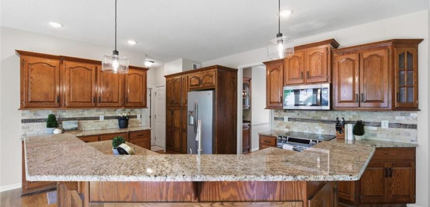 8016 N Chatham Avenue, Kansas City, MO 64151